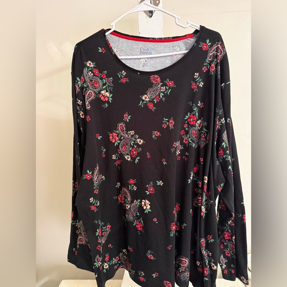 Croft & Barrow Floral & Paisley Top